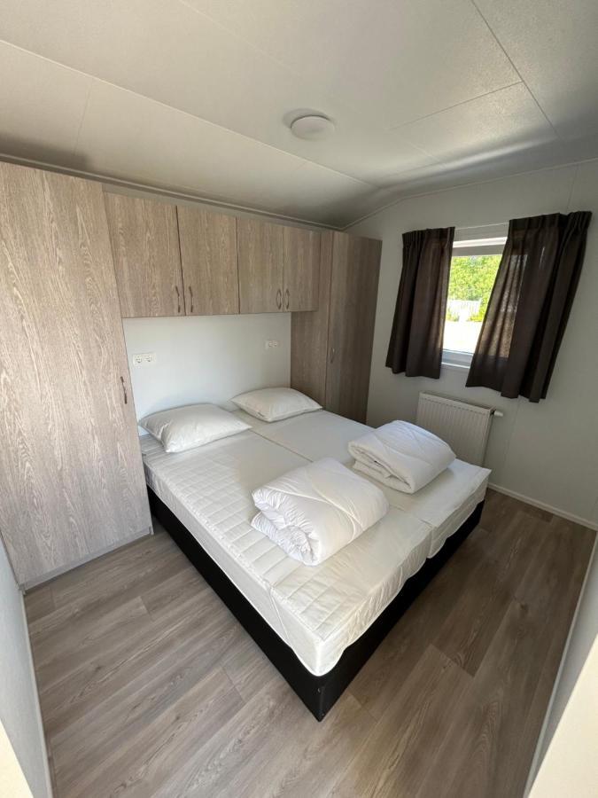 Breezy Beach Chalet Петен Екстериор снимка